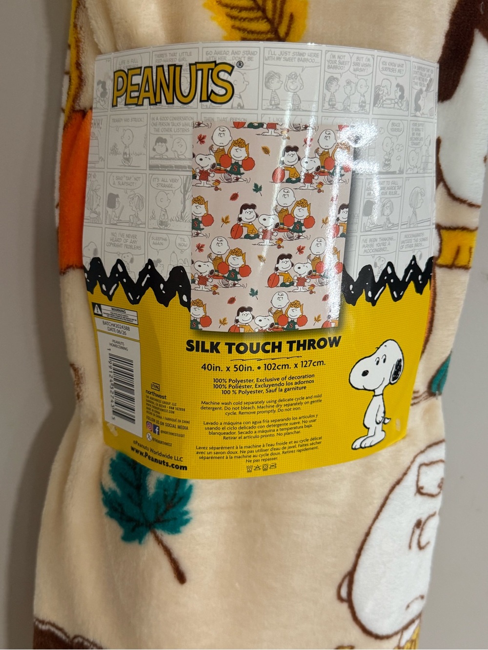 Peanuts Snoopy Fall Football Thankgiving Throw Blanket